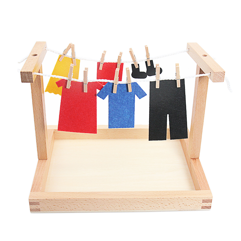 Mini vêtements en bois Montess - Baby Clothing Kit avis et prix