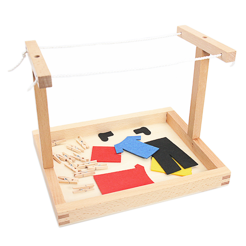 Mini vêtements en bois Montess - Baby Clothing Kit avis et prix